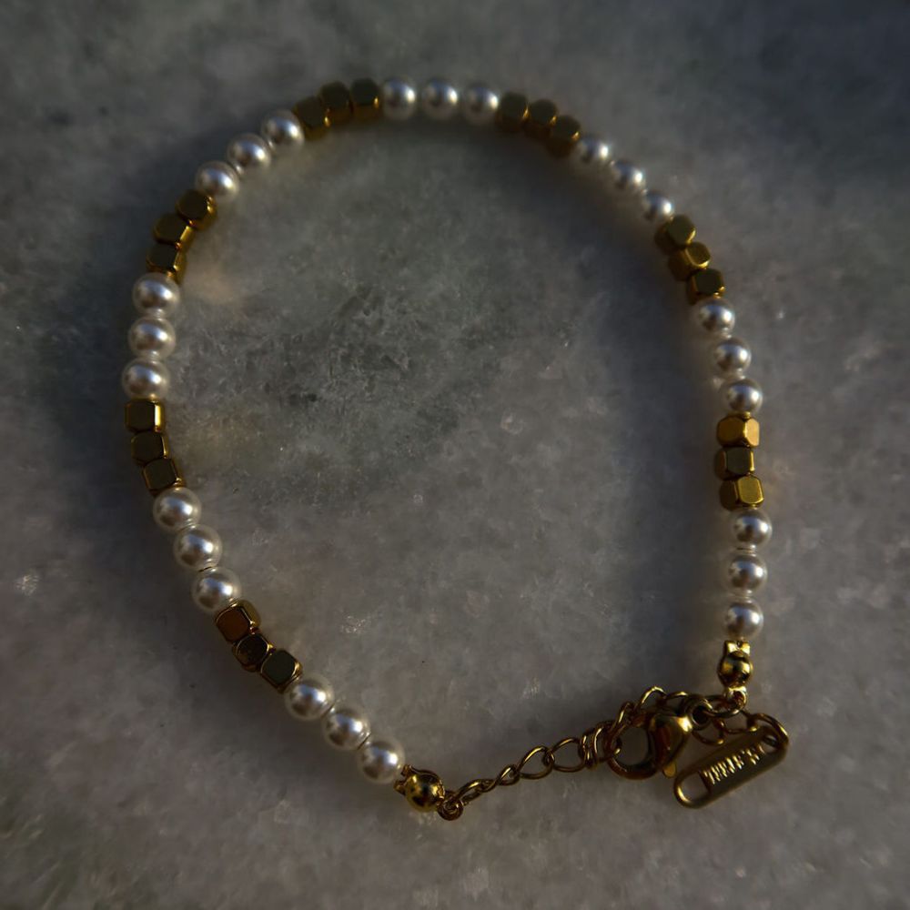 Bracelet - Tiny Pearl & Bead